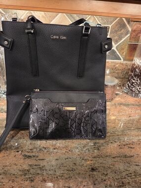 Calvin Klein Structured Clasdic Black Bag with Signature Wristlet